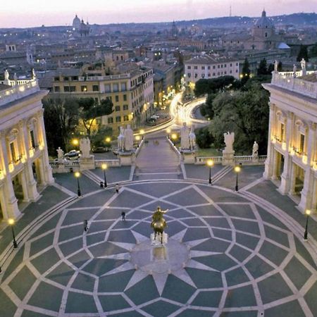 Interno 1 Ciampino Roma Luxury Apartment Con Balcone 外观 照片
