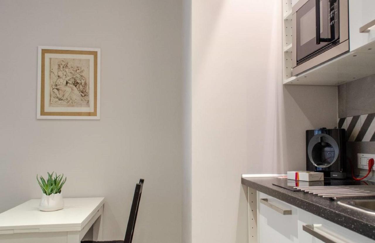 Interno 1 Ciampino Roma Luxury Apartment Con Balcone 外观 照片