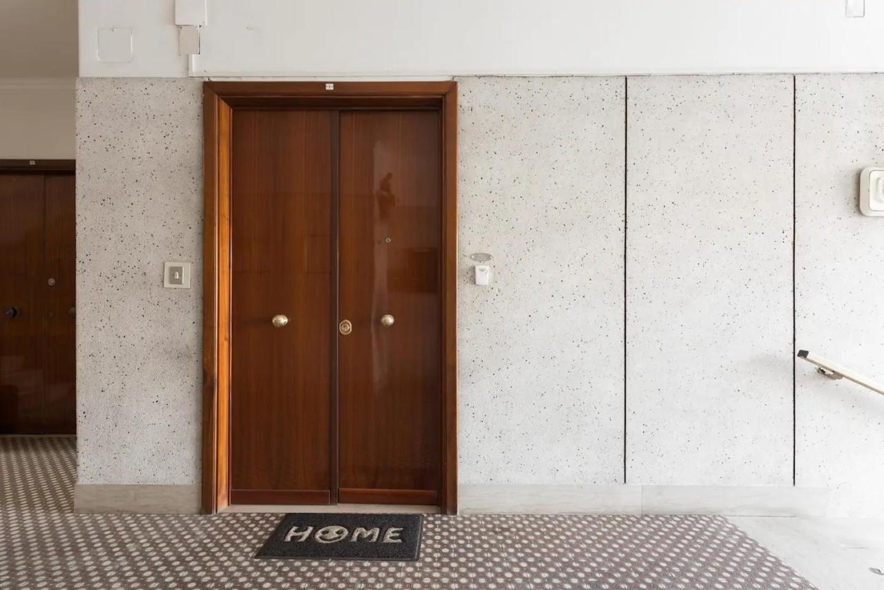 Interno 1 Ciampino Roma Luxury Apartment Con Balcone 外观 照片